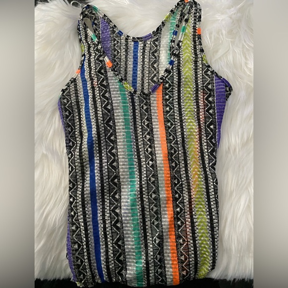 Women’s Patterned Body Suit - Picture 7 of 9